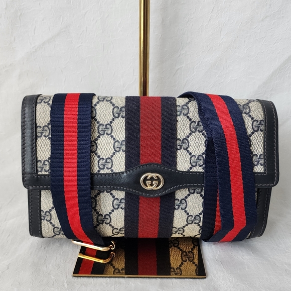 Auth Gucci GG Ophedia Clutch to Crossbody - Picture 2 of 11